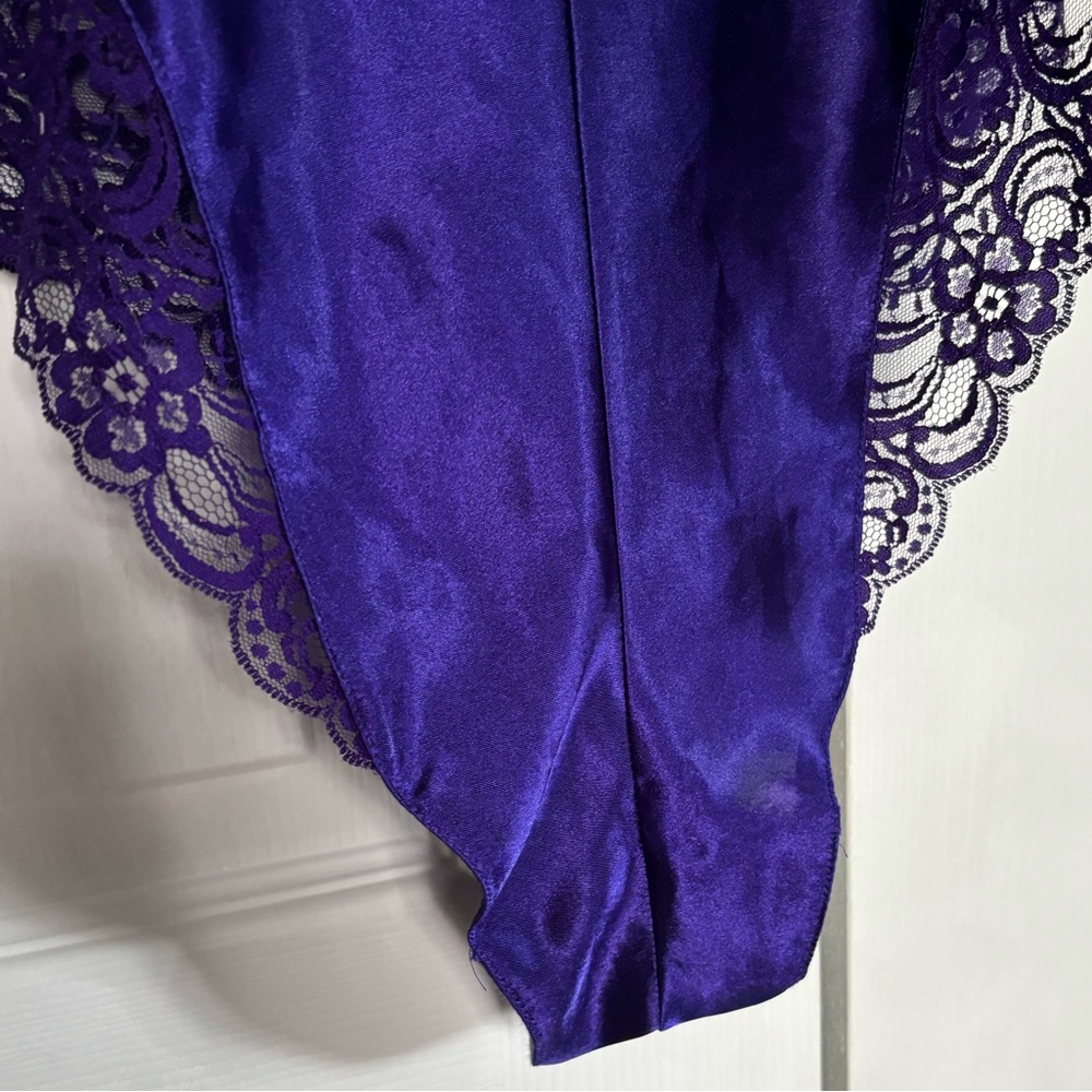 Beautiful satin lace purple bodysuit - Picture 6 of 7